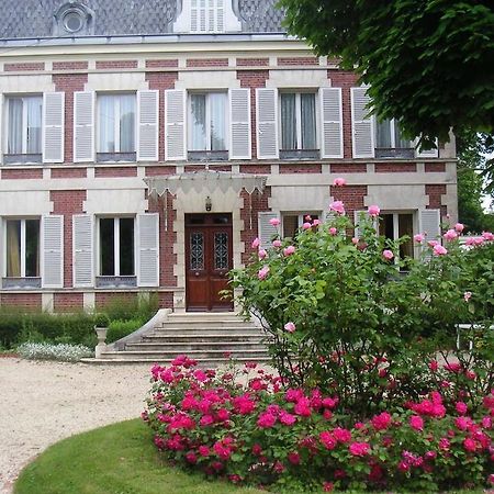 Отель Le Manoir Du Pont Cage Boissy-sous-Saint-Yon Экстерьер фото